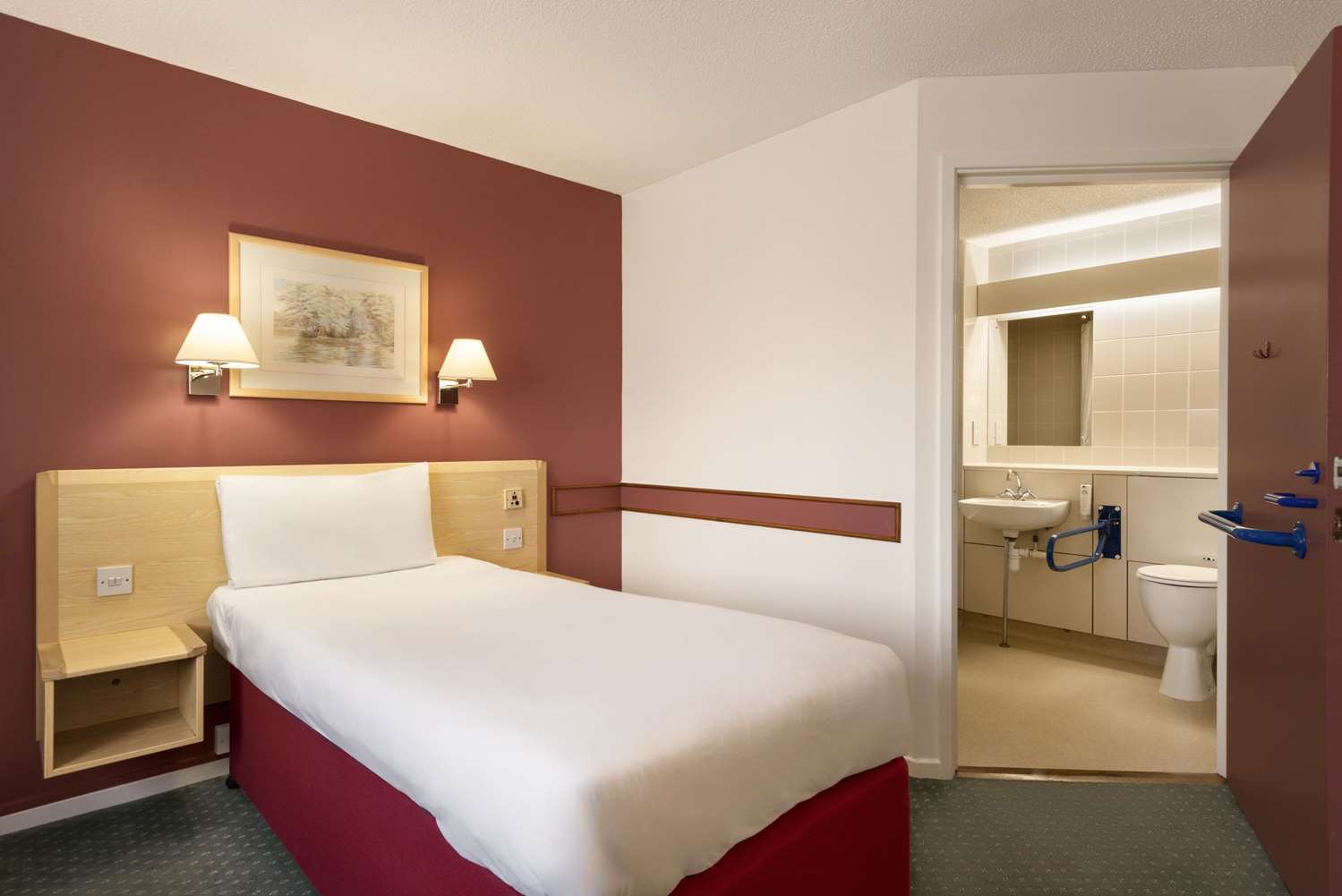 Days Inn by Wyndham Bradford M62 4/10