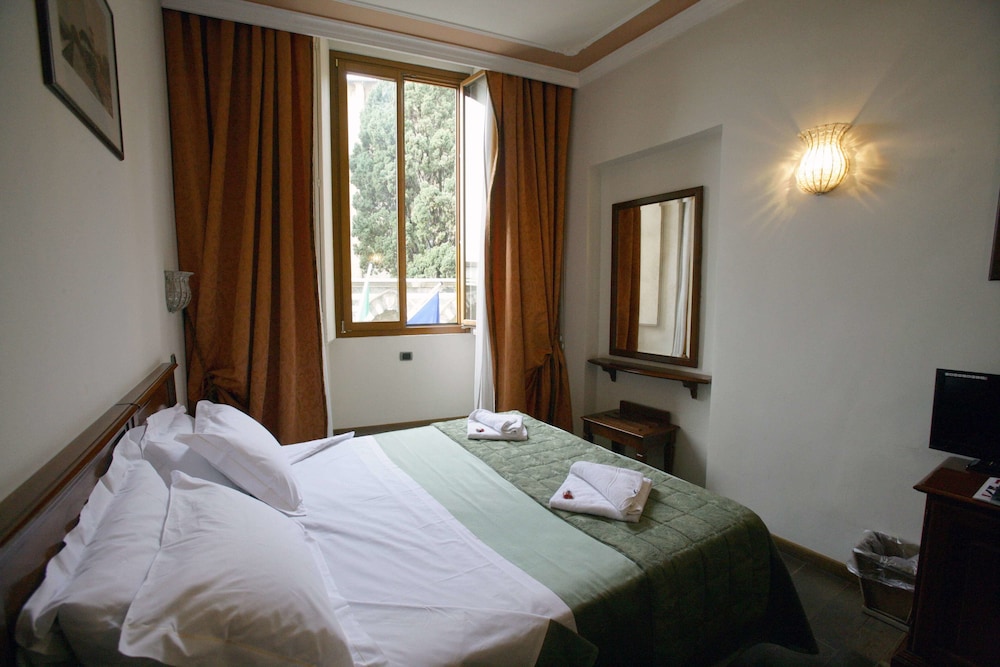 Hotel Domus Florentiae 50/68