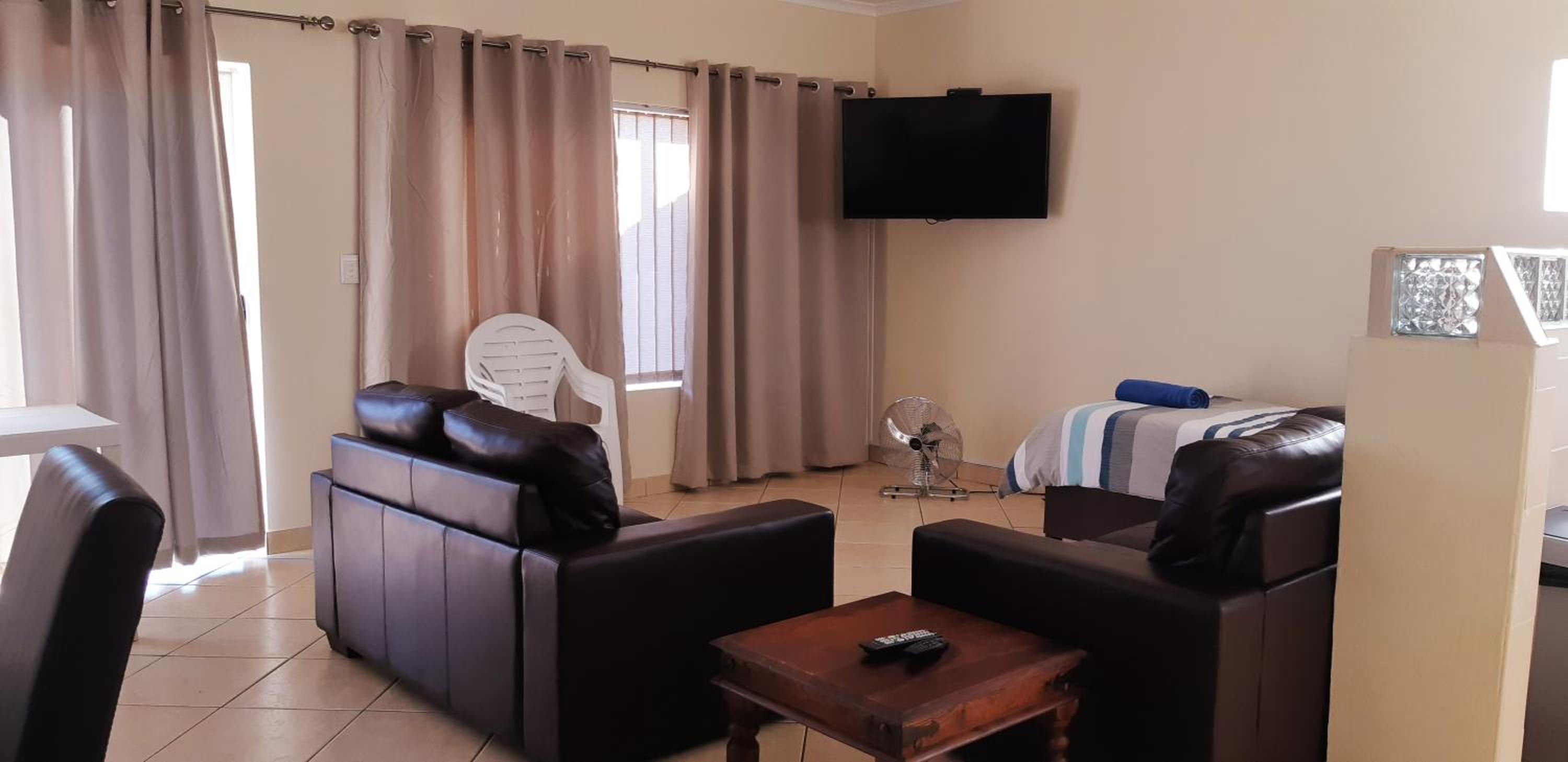 Getaway Self-Catering Tygervalley 9/13