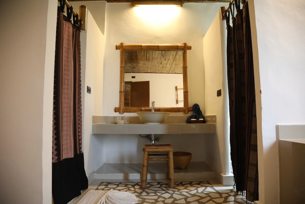 Lobby at Phu Chaisai Mountain Resort, MAE CHAN