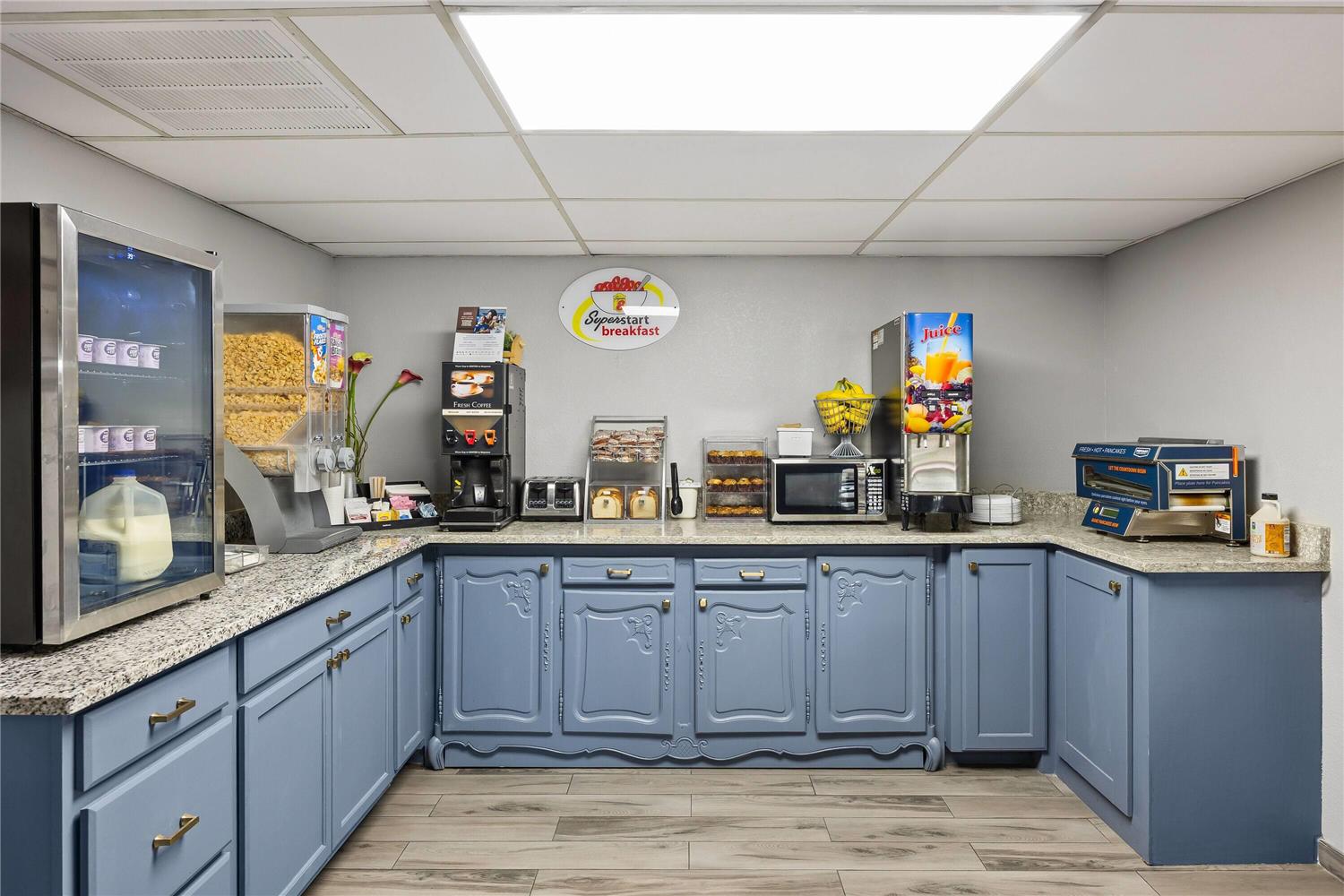 Super 8 by Wyndham Harrison AR 21/32