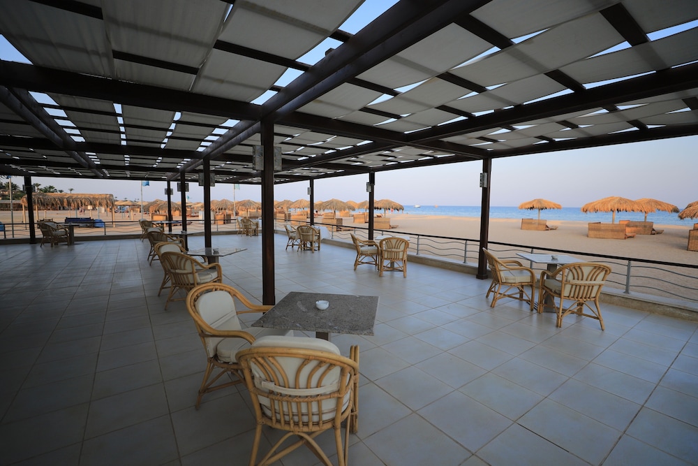 Shams Lodge for Watersports 36/47