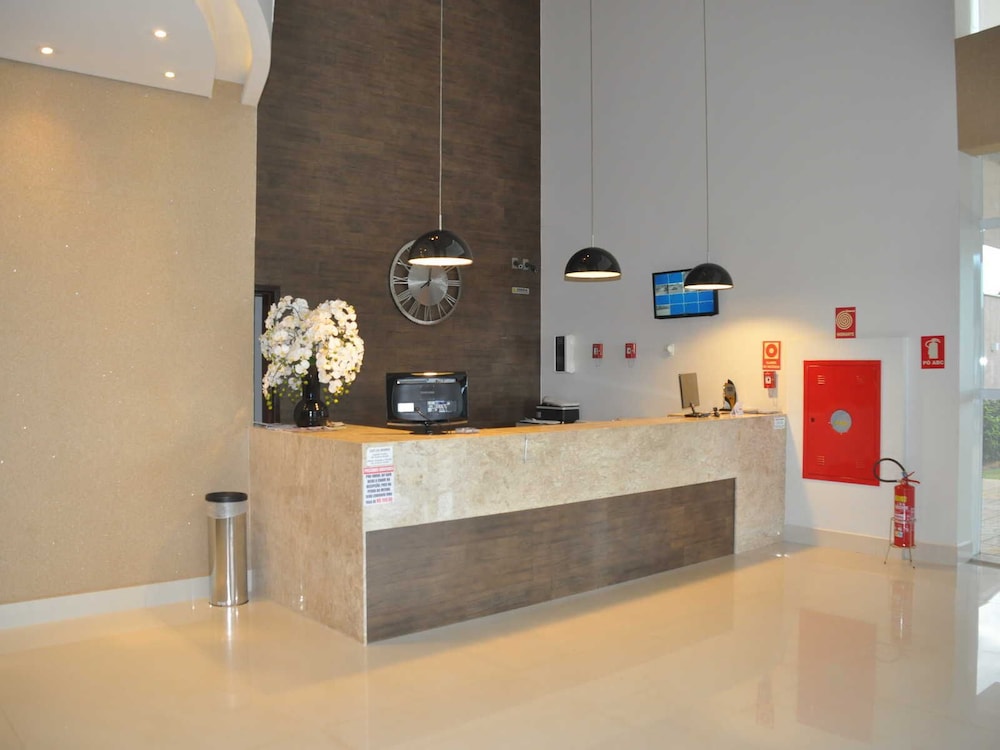 Kamur Plaza Hotel 4/41