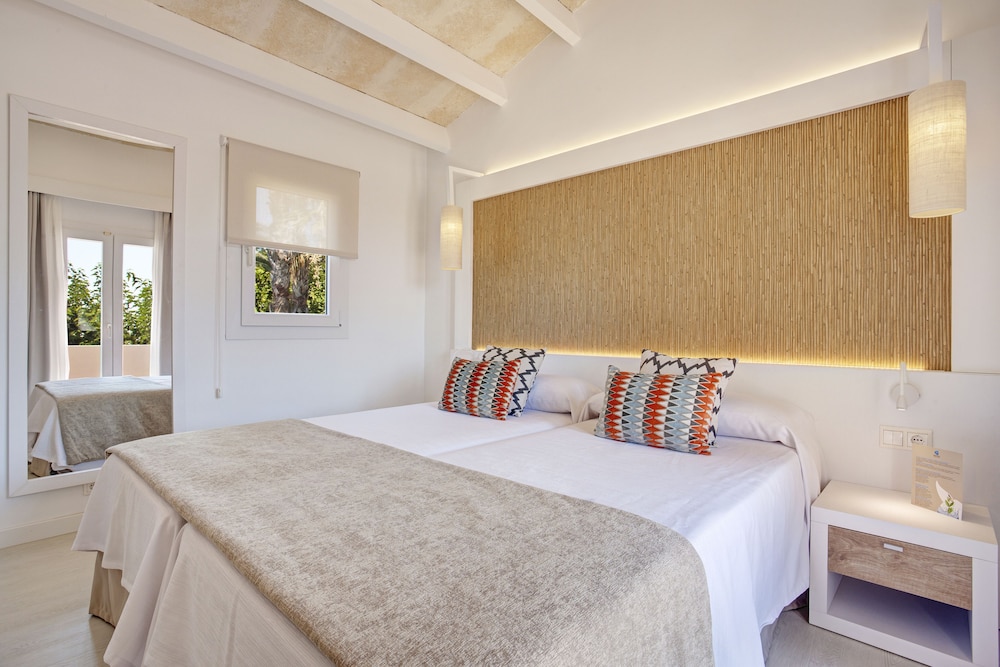 Grupotel Aldea Cala n Bosch 9/39