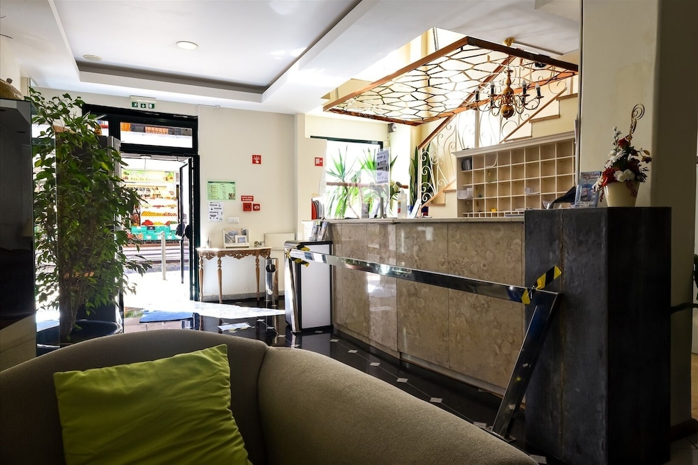 Hotel Residencial Colombo 10/50