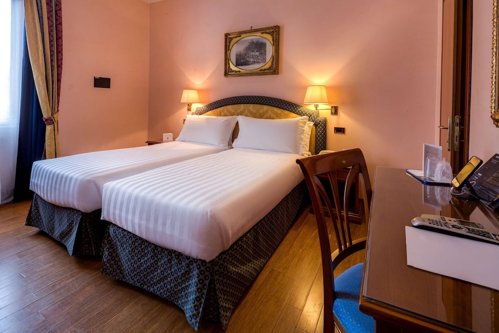 Hotel Raffaello, Sure Hotel Collection By Best Western 14/75