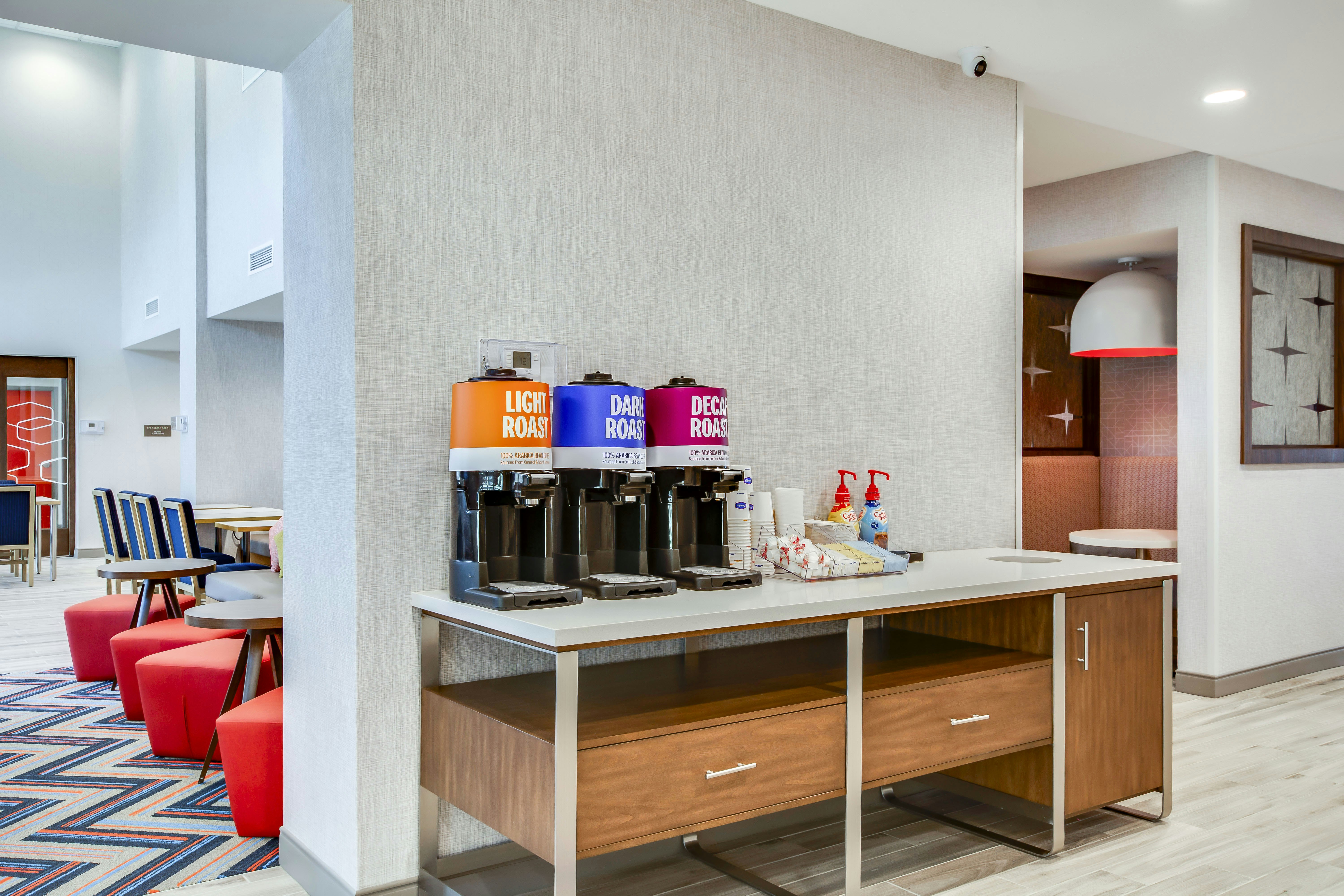 Hampton Inn & Suites by Hilton Louisville East Oxmoor 6/19