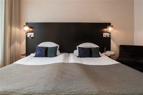Room, Double Bed
