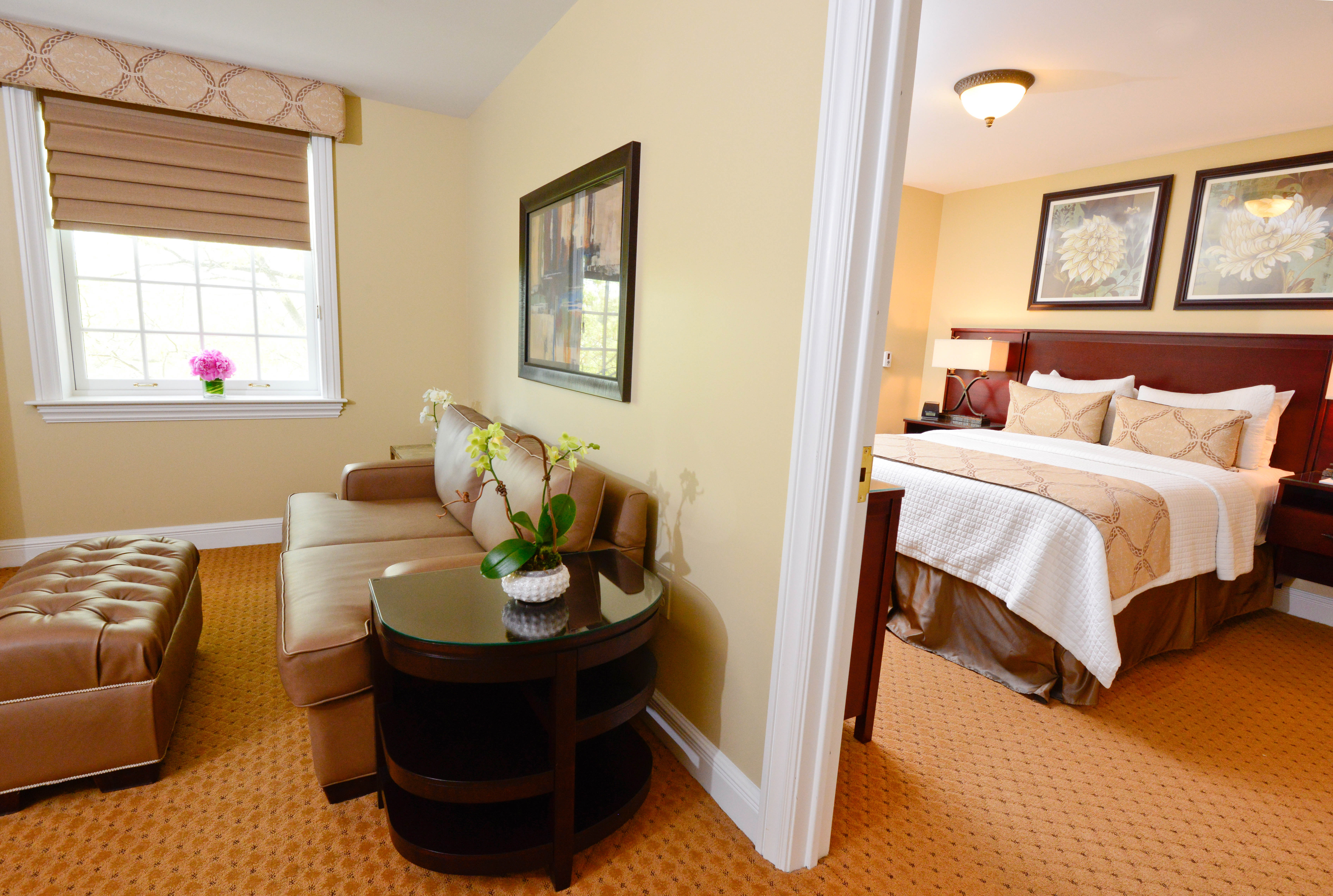 Nassau Inn 13/36