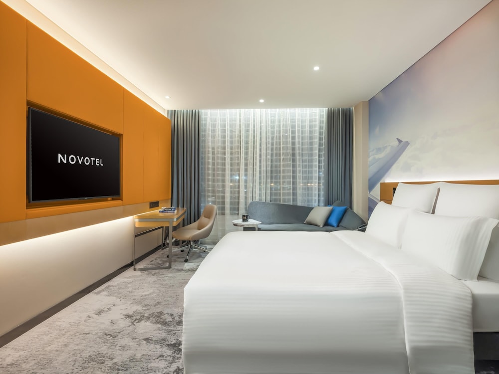 SUPERIOR, KING BED