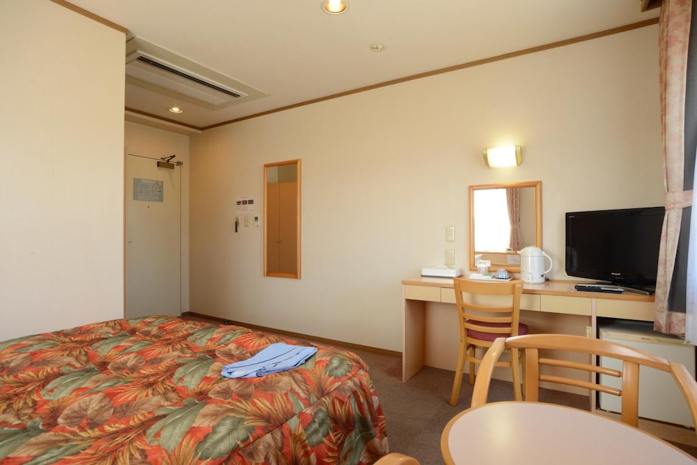 Iki Marina Hotel 18/68