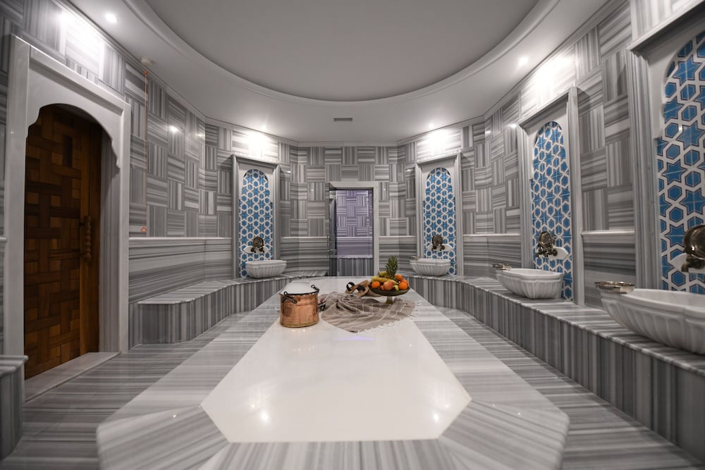 Crowne Plaza Ankara, an IHG Hotel 23/48