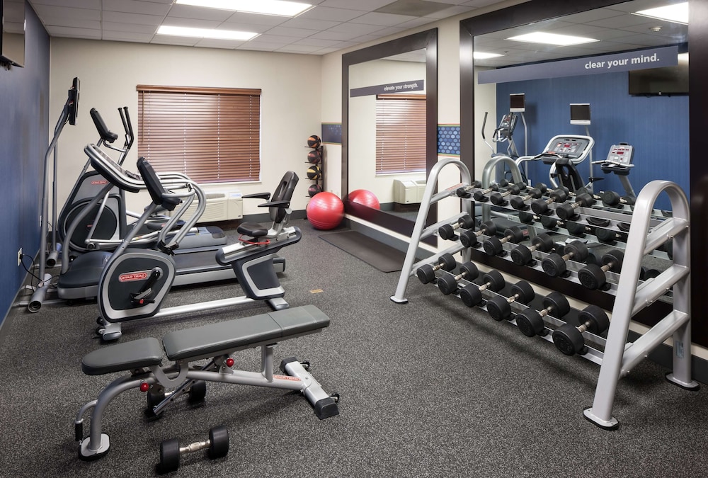 Hampton Inn Los Angeles-Orange County-Cypress 18/40