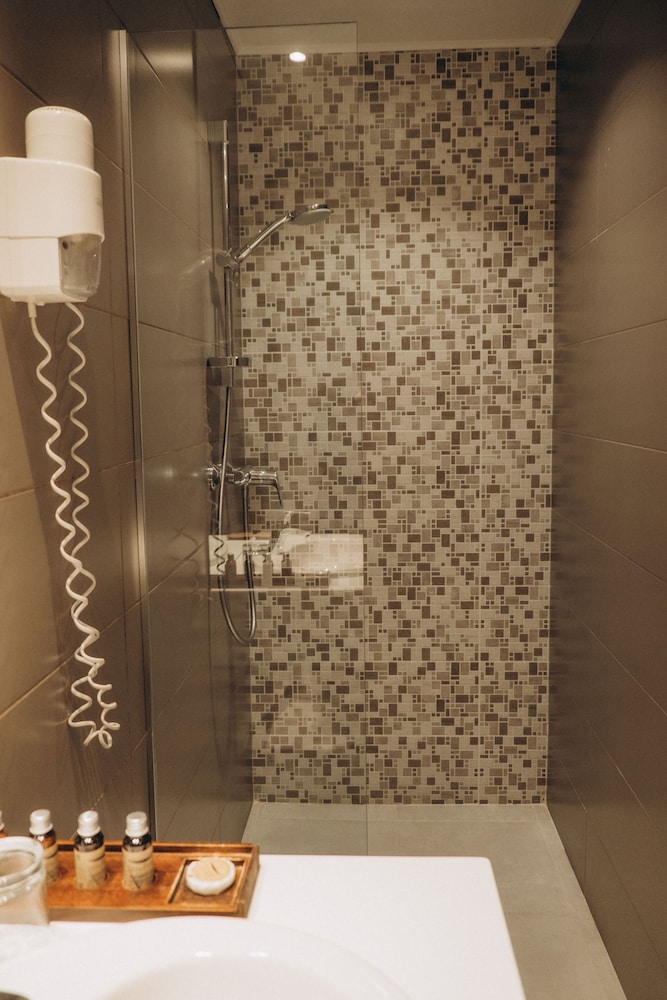غرفة قياسية مفردة، Coste Hotel 6/6