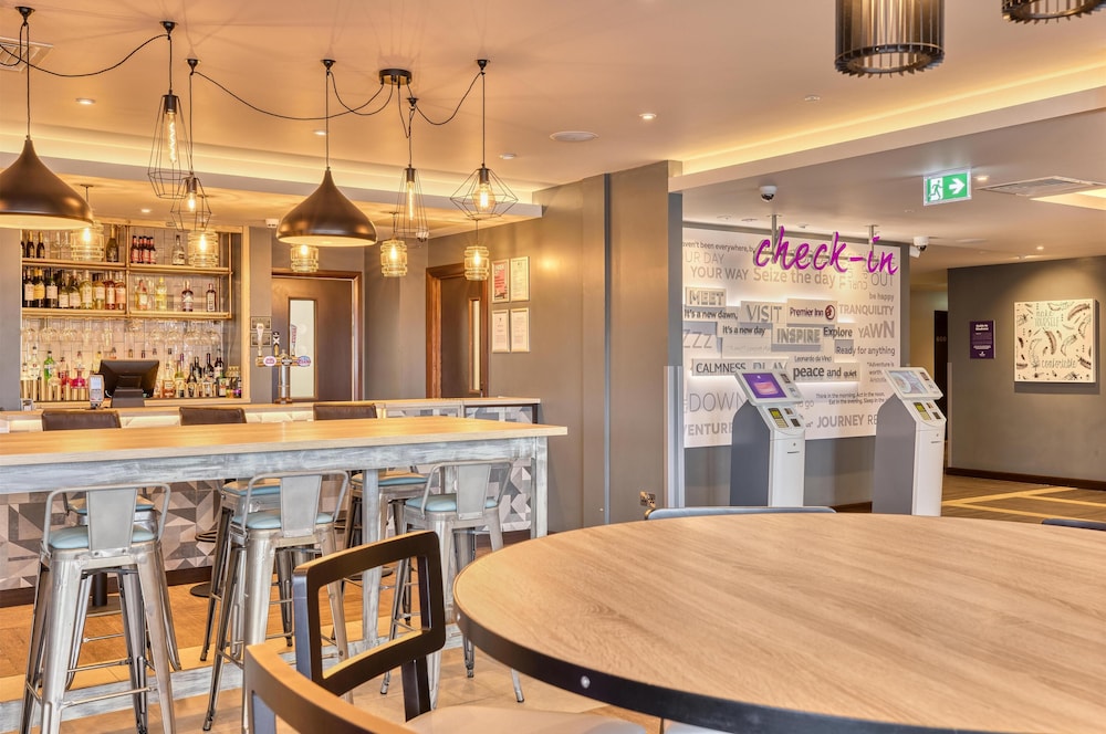 Premier Inn Thurso hotel 23/37
