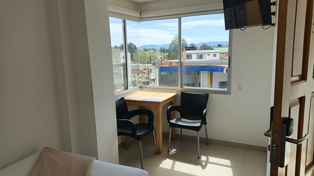 Hotel Omaga 37/48