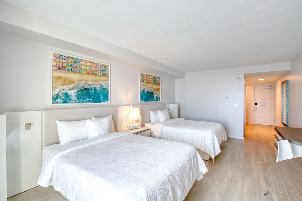 Room, 2 Queen Beds, Ocean Front