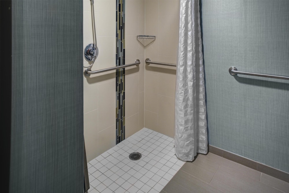 Hyatt Place Sacramento/Rancho Cordova 54/54