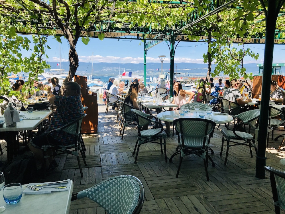 Hotel the Originals Le Jules Verne 52/70