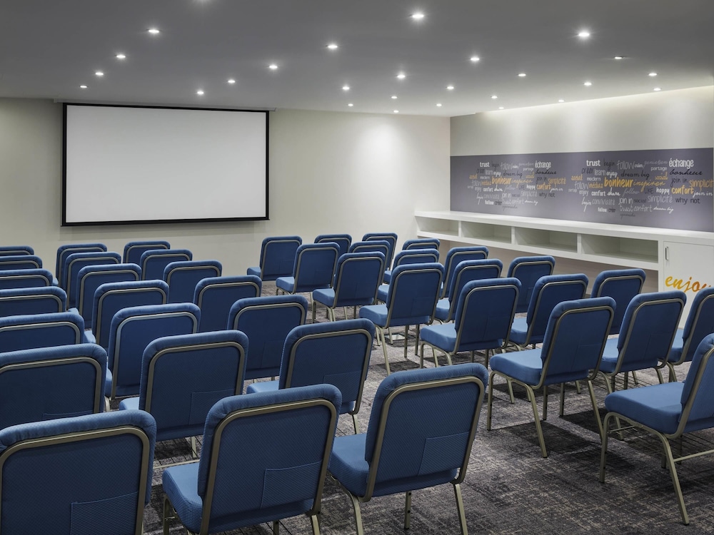 شقق أداجيو الفندقية جدة طريق الملك(Adagio Aparthotel Jeddah Malik Road) 66/73
