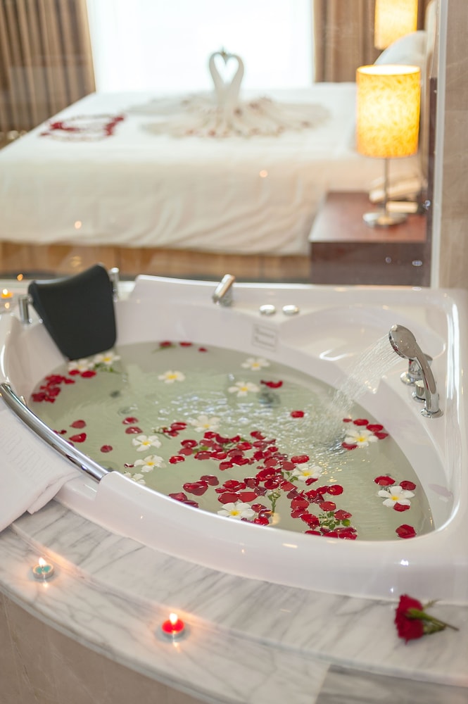 Muong Thanh Nha Trang Hotel 10/69