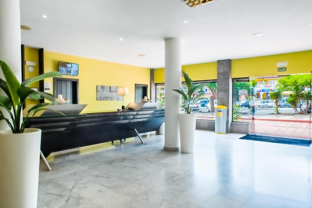 Lobby at Udalla Park, Arona