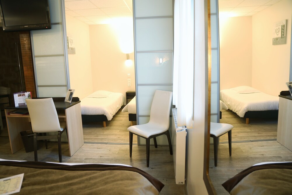 Hotel Le Bayeux 37/71