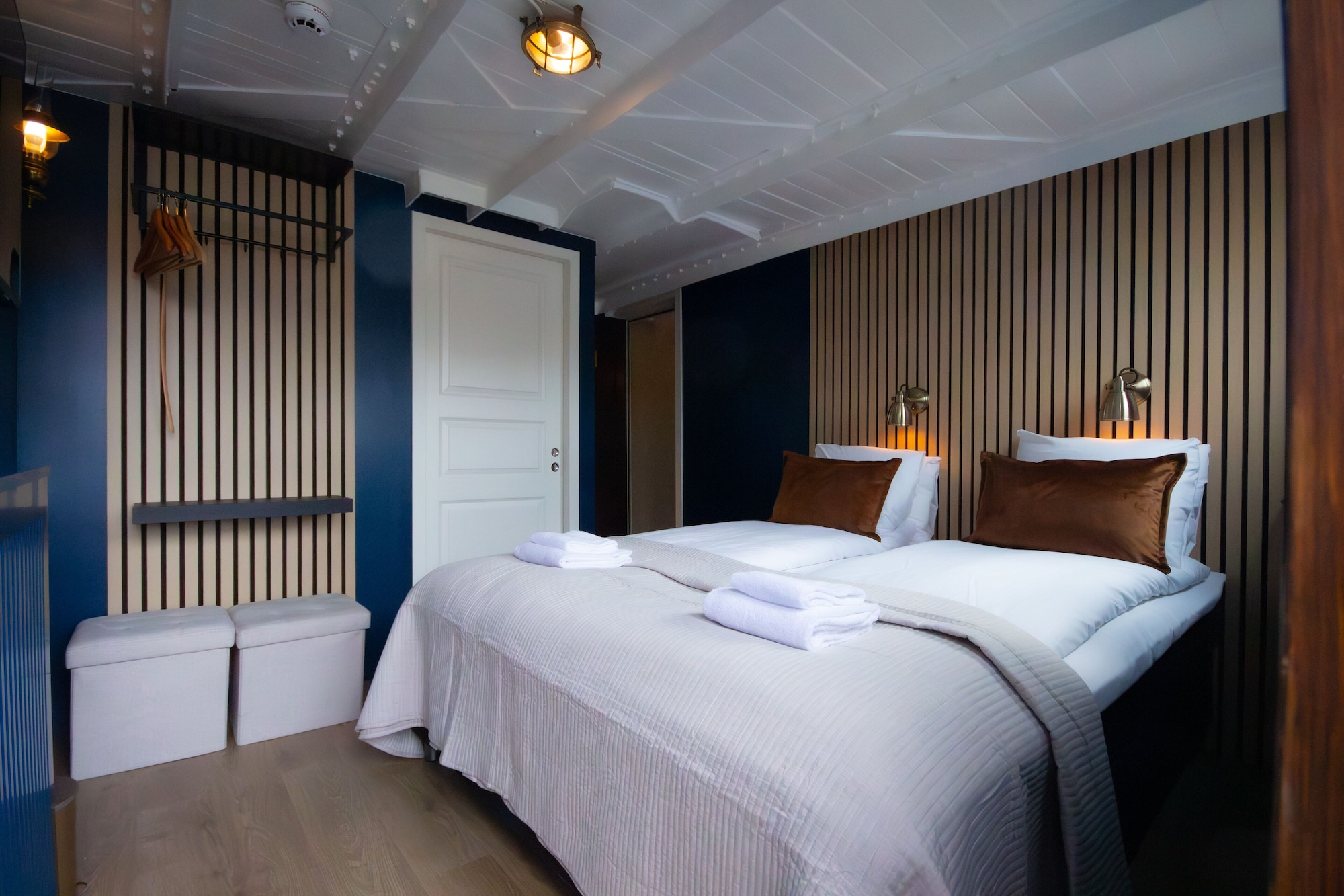 Junior Suite, Queen Bed