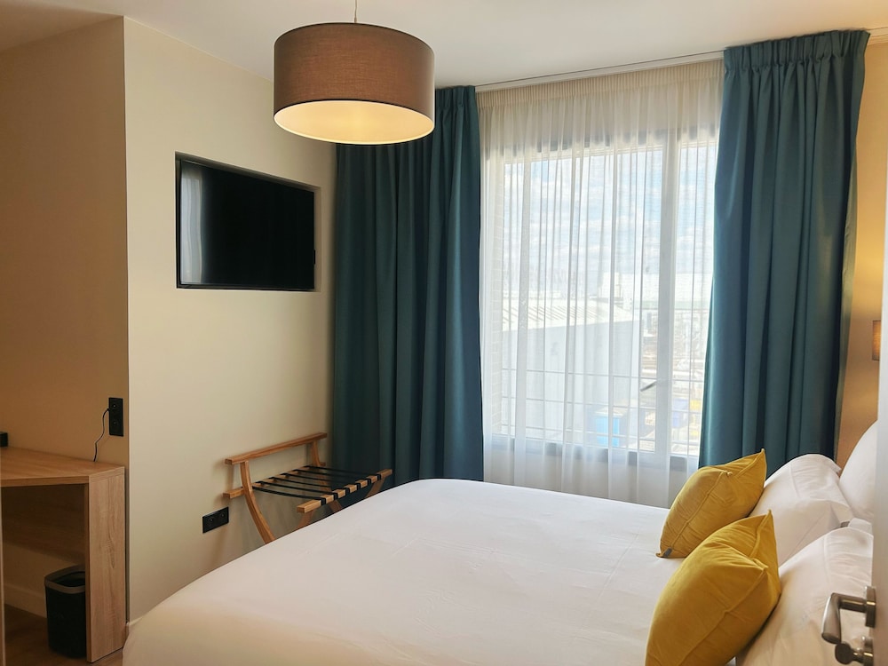 Hotel Oden Paris Ivry 20/50