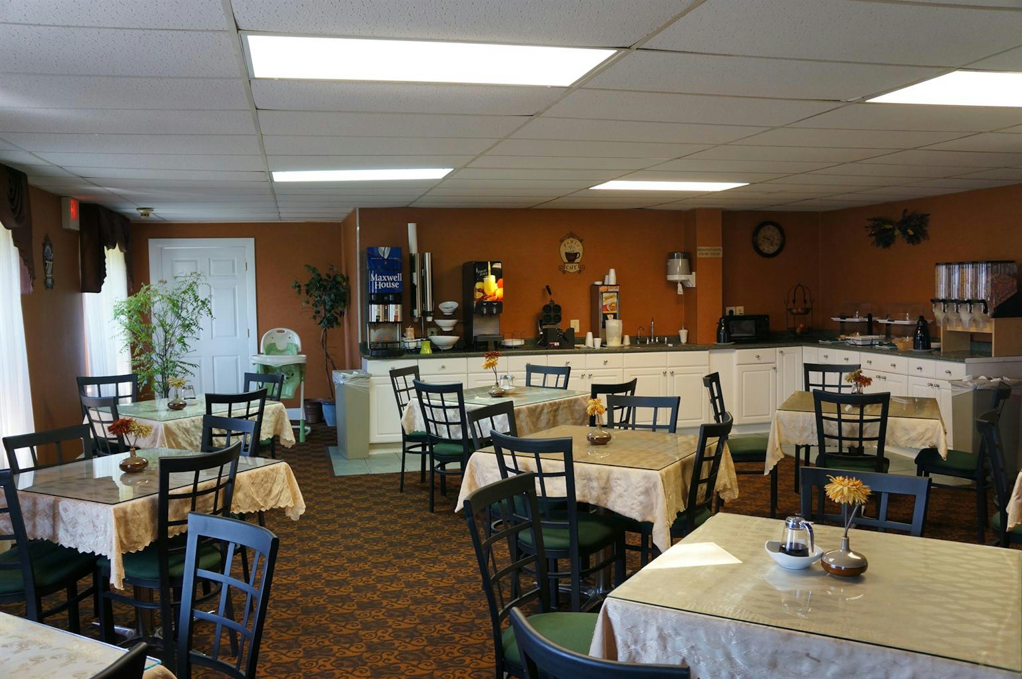 Ambassador Inn Suites 39/43