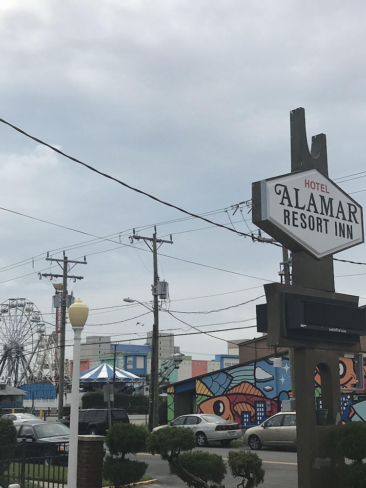 Alamar Resort Inn 25/38