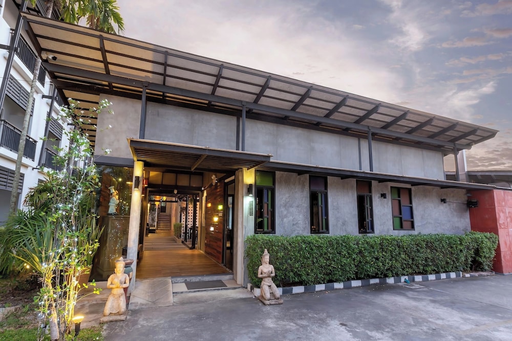 Phu Ke Ta the Hip Serviced Apartment And Hotel 11/66