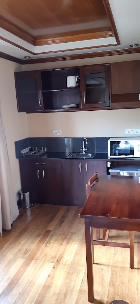 Kisa Villa 8/50