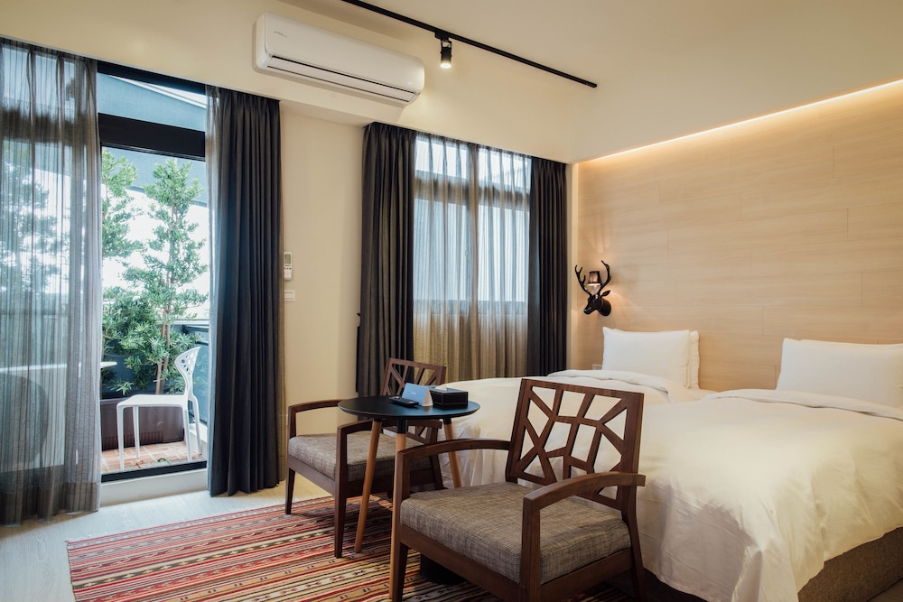 Onsense Villa 24/61