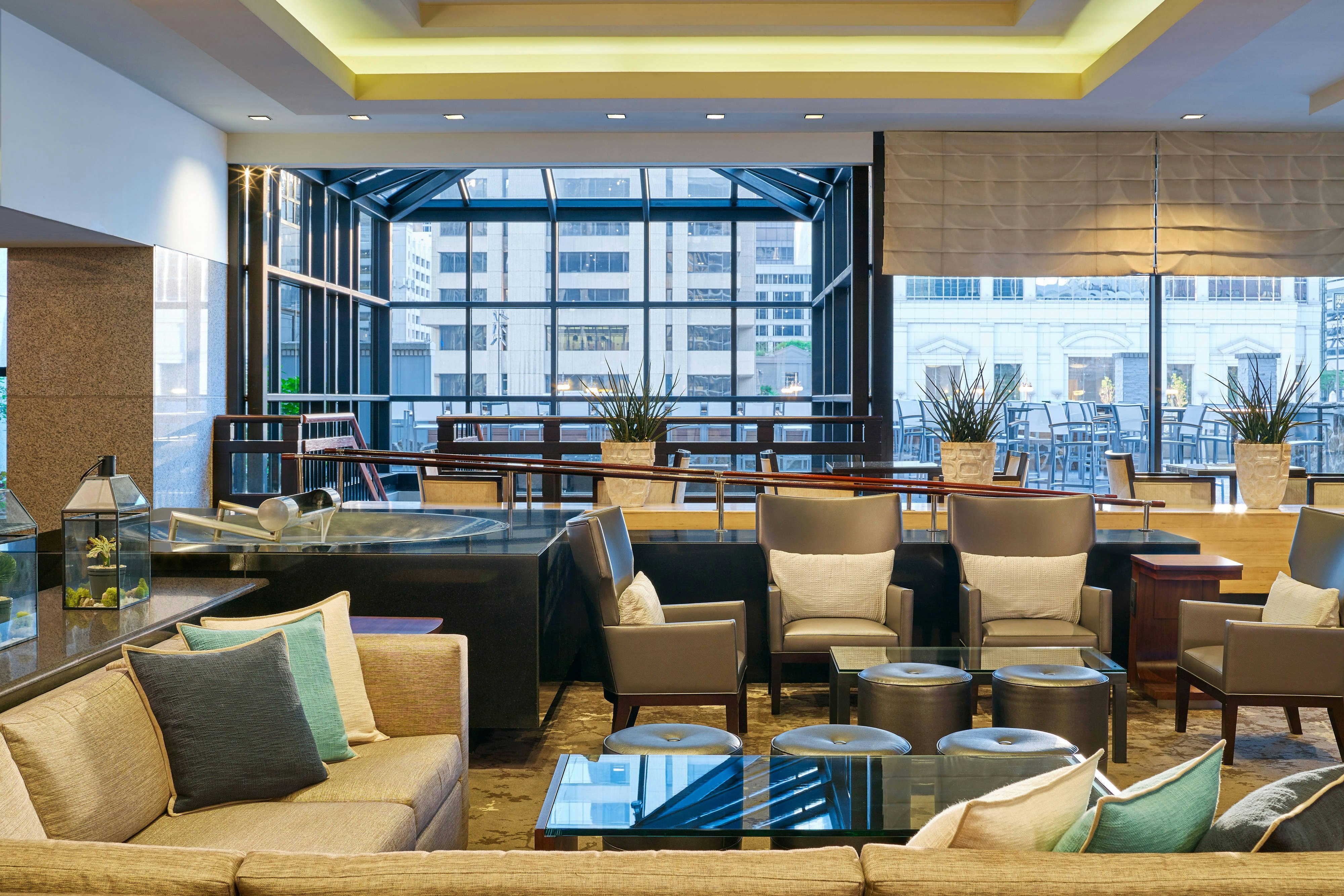 Westin Chicago River North 23/56