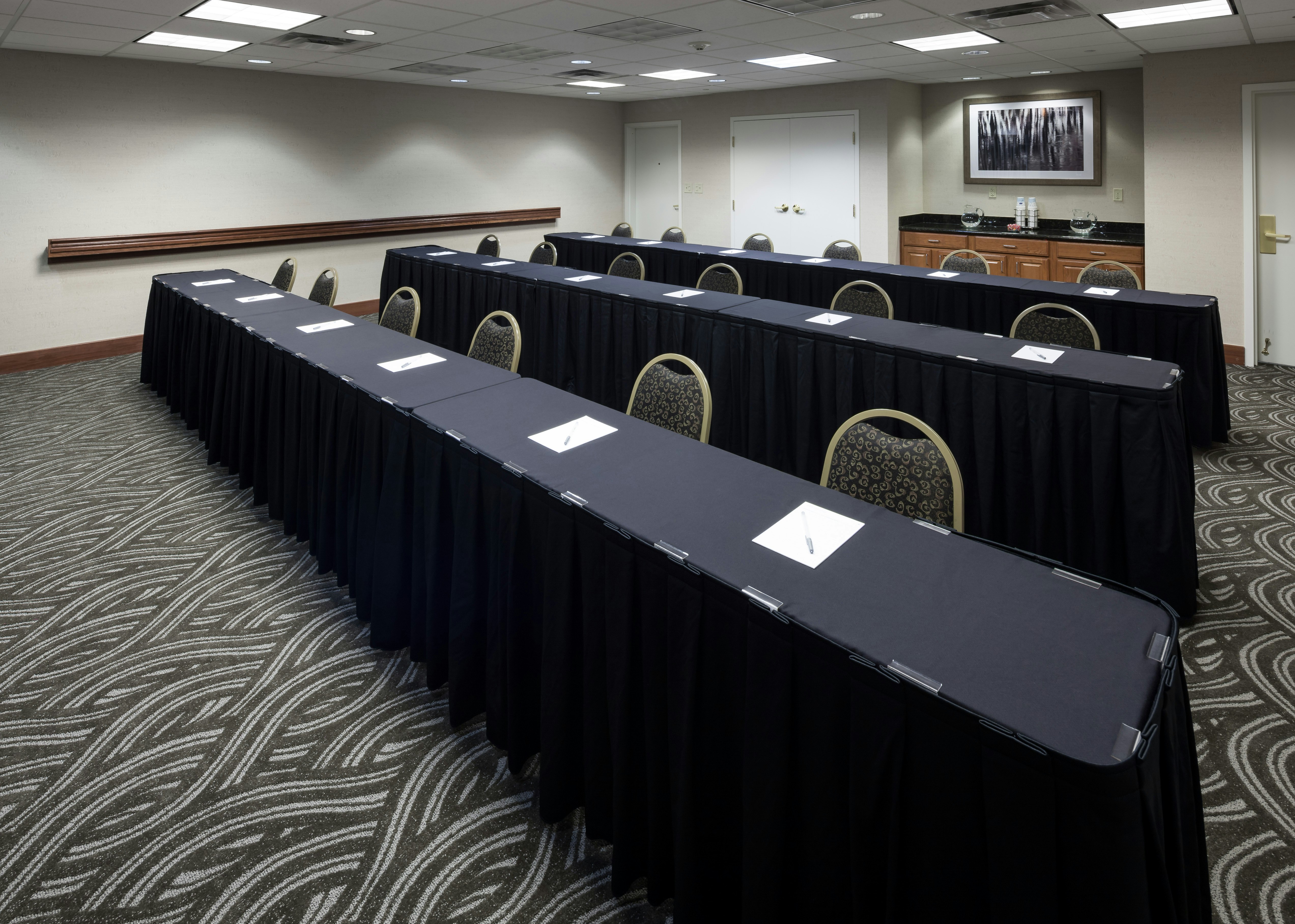 Hampton Inn Suites Davenport 34/41