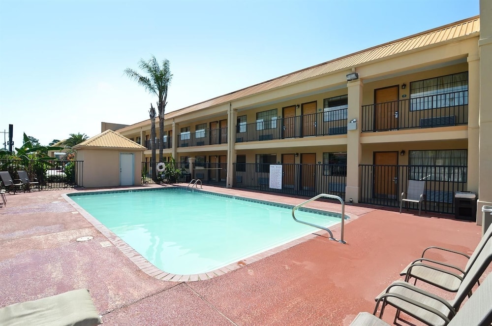 Motel6 Lake Charles, LA in LAKE CHARLES - LA