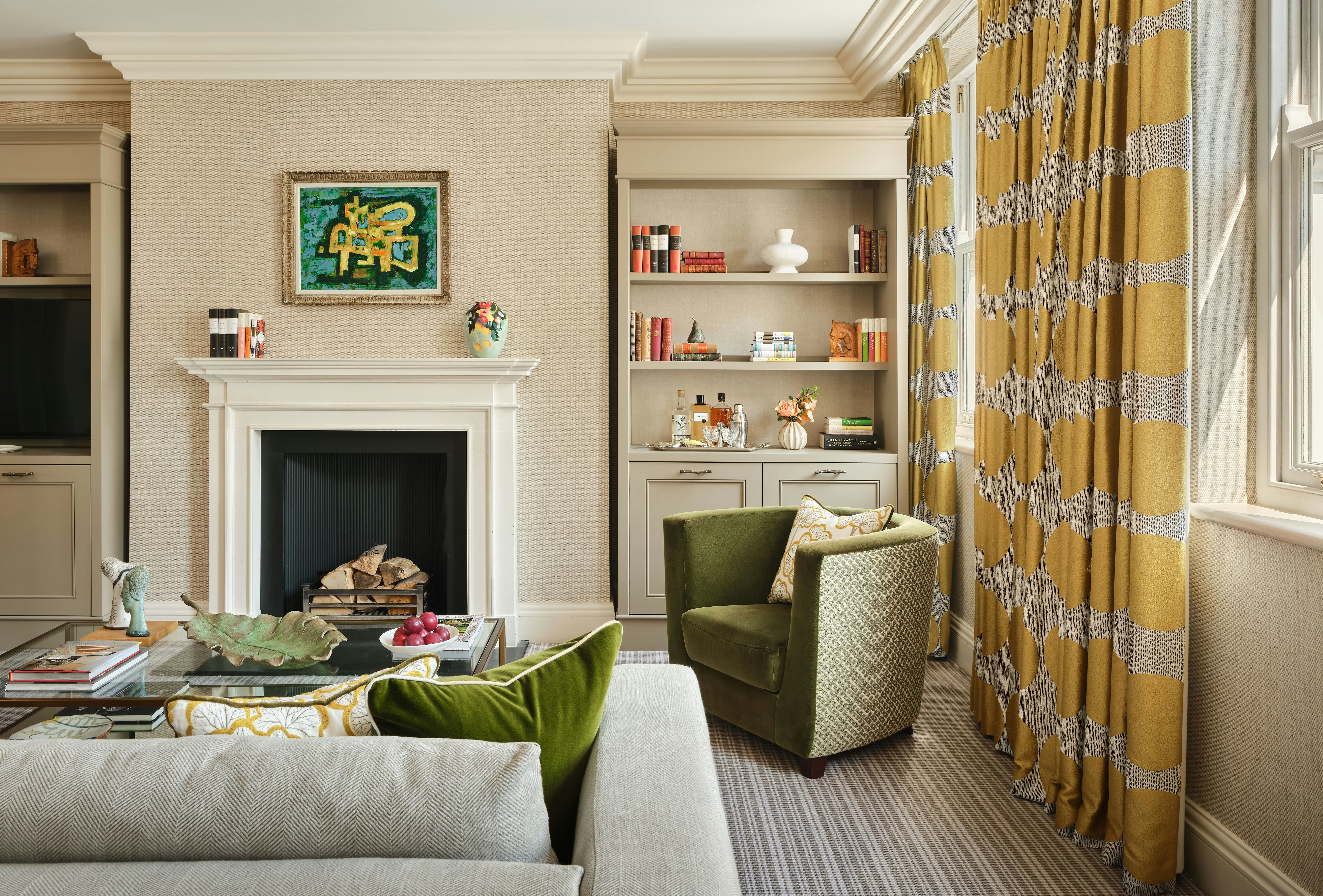 CLASSIC, SUITE