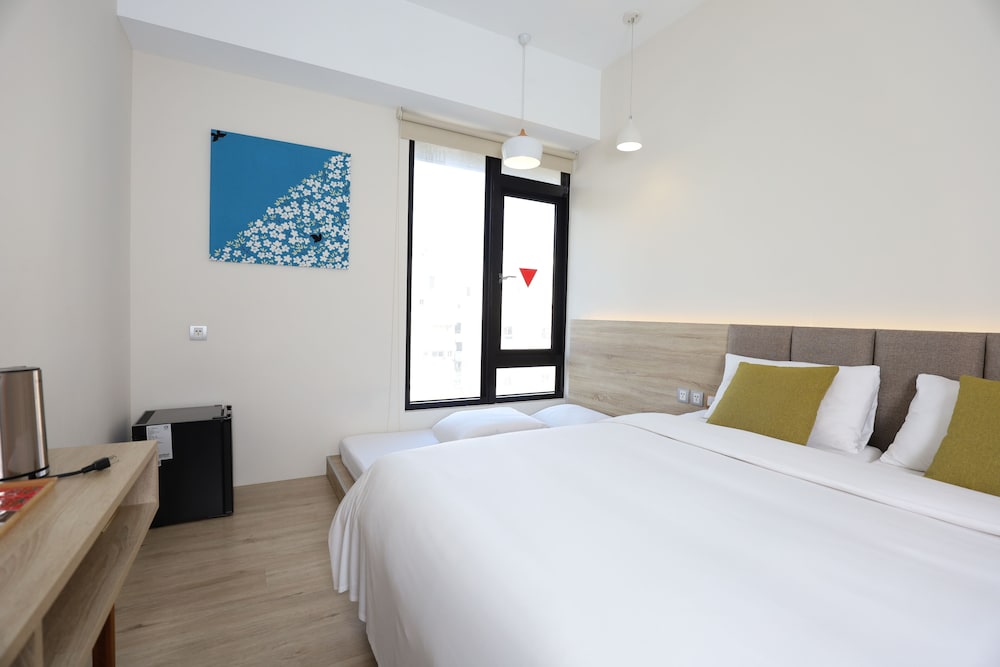 Z Hotel 15/59