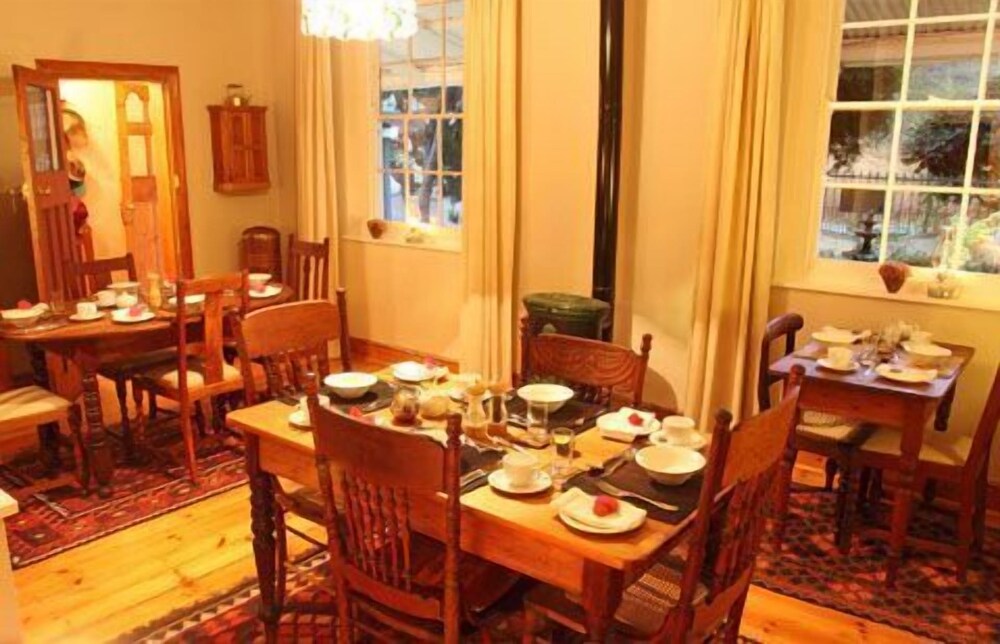 The Old Trading Post - Guest House 28/50