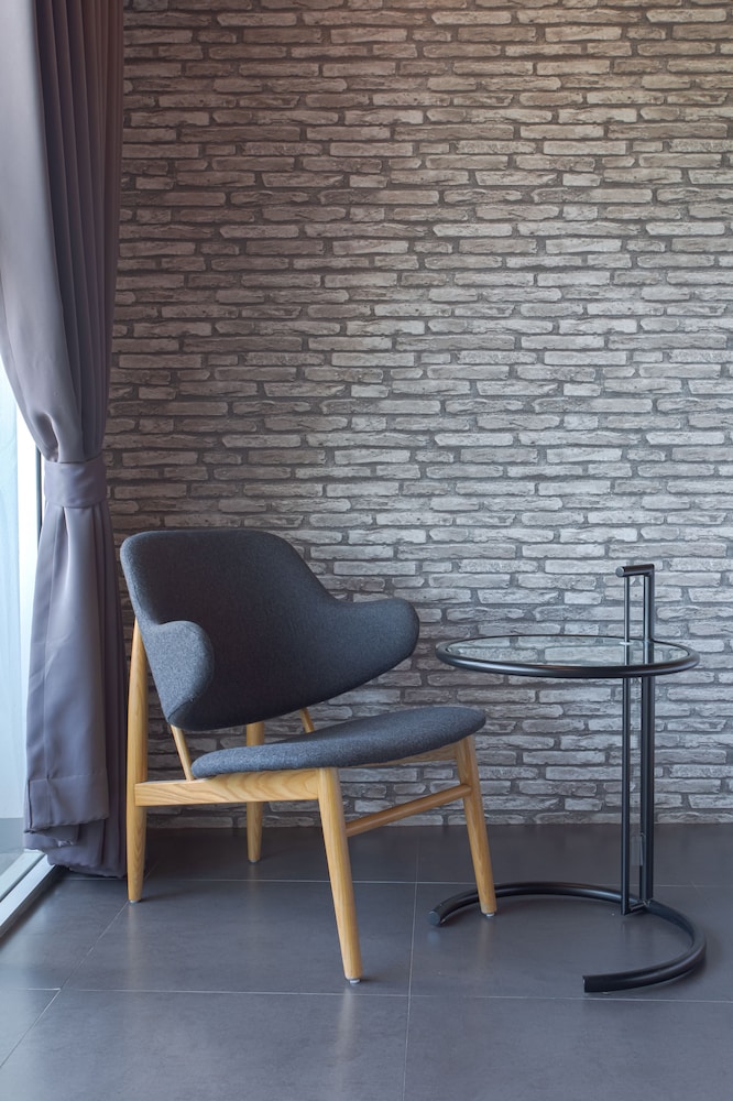 Get Zleep Premium Budget Hotel 39/59
