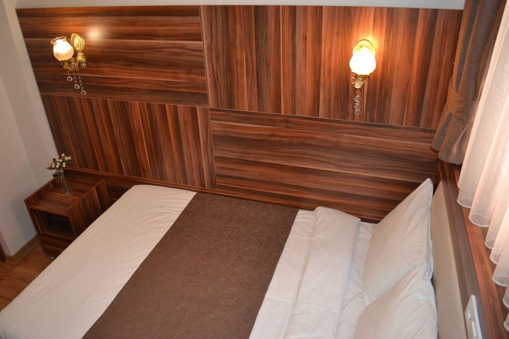NEW FATIH HOTEL 23/27