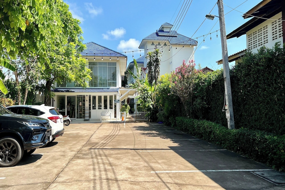 Phuhunsa Boutique Hotel 32/43