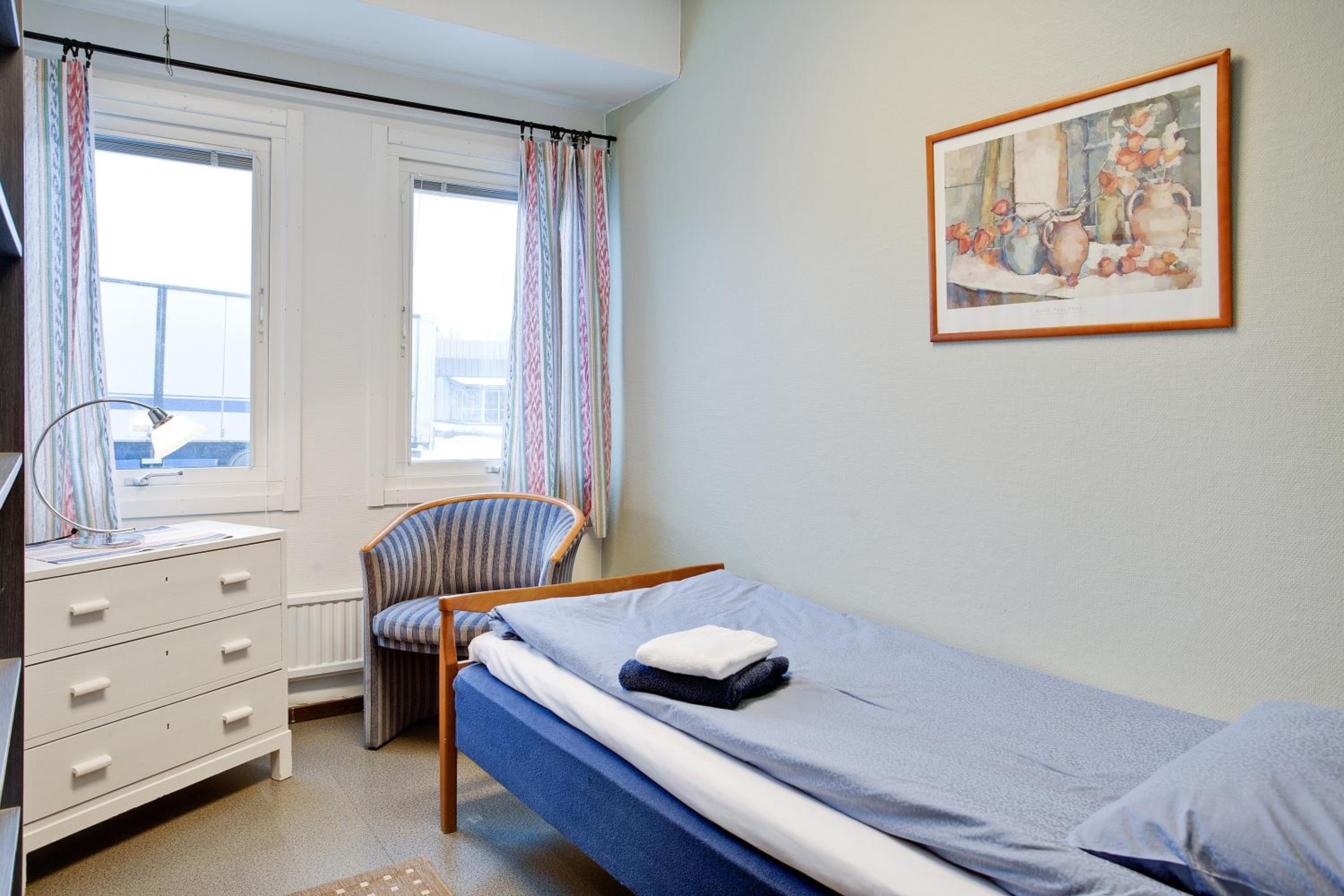 Bed's Motell & Rumsuthyrning 4/12