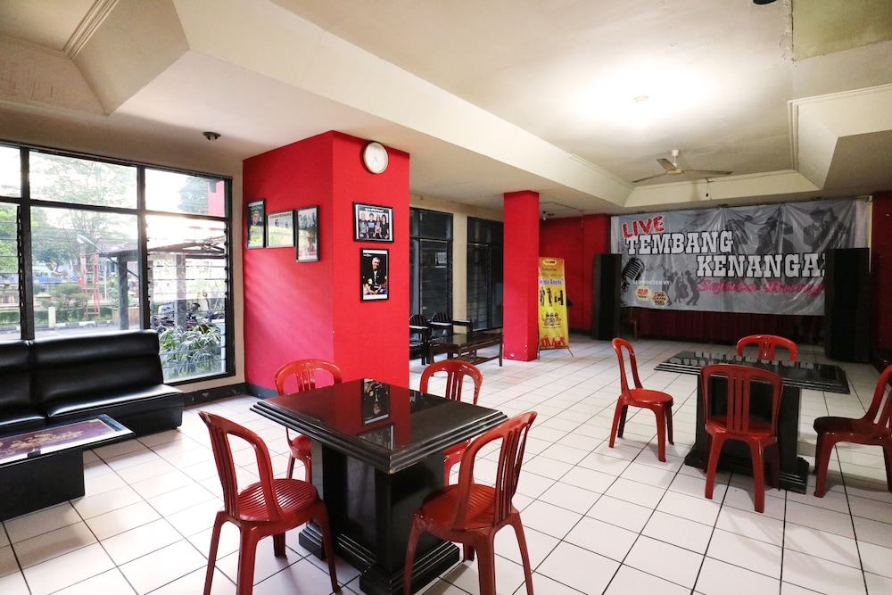 Hotel Wisata by ZUZU 43/50