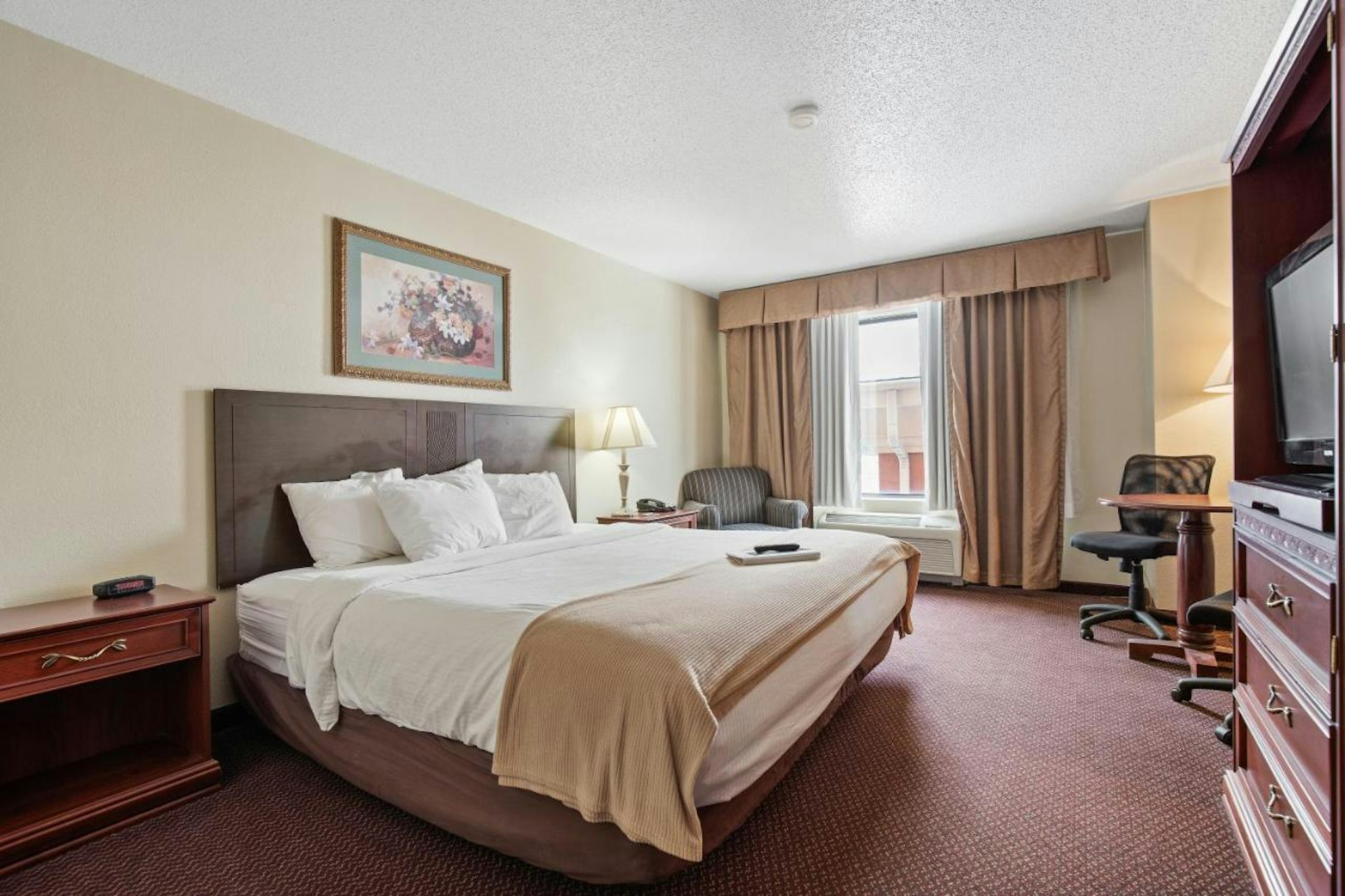 Usa Stay Hotel and Suites 15/48