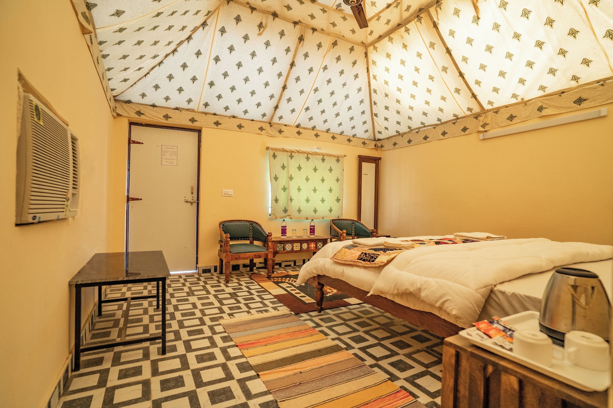 1 Bedroom, Royal, Cottage, Double Bed, Resort View