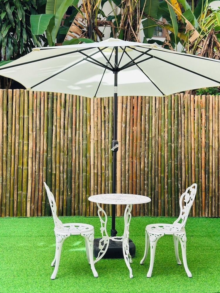 Seeka Boutique Resort 65/72