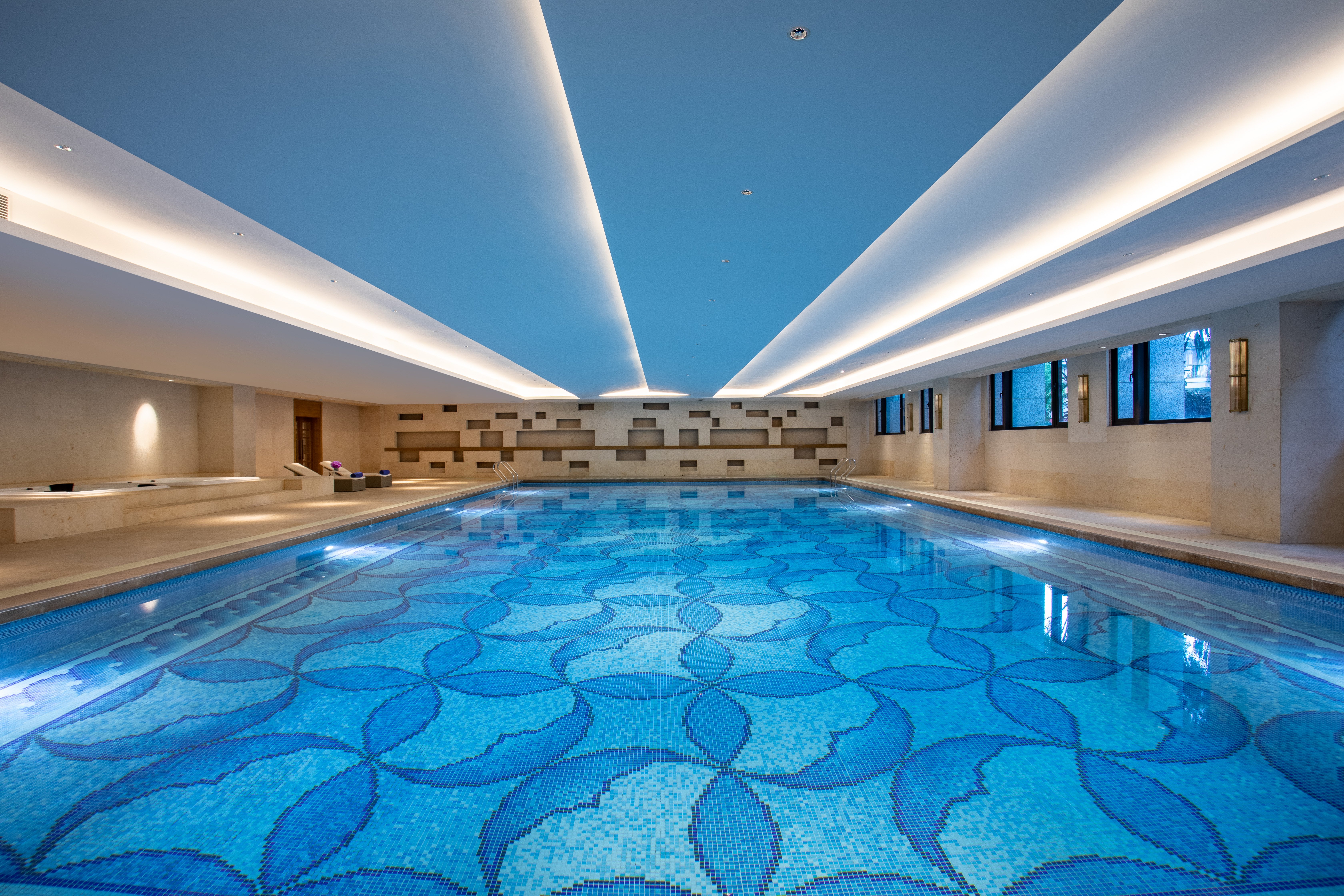 Crowne Plaza Fuzhou South 30/65