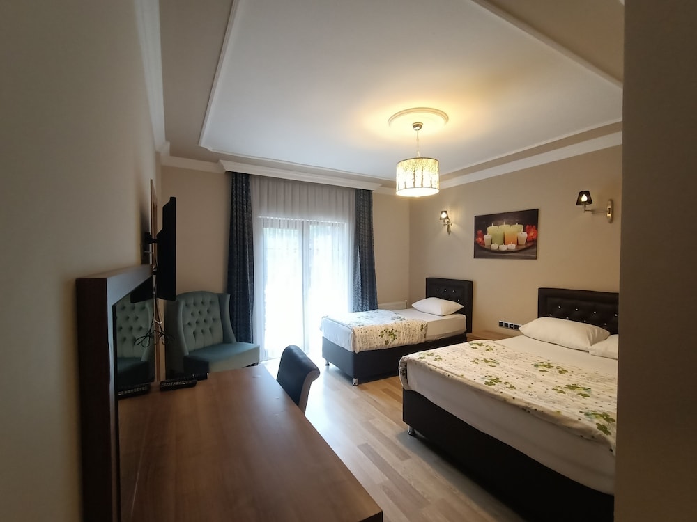 Akpinar Hotel 23/43